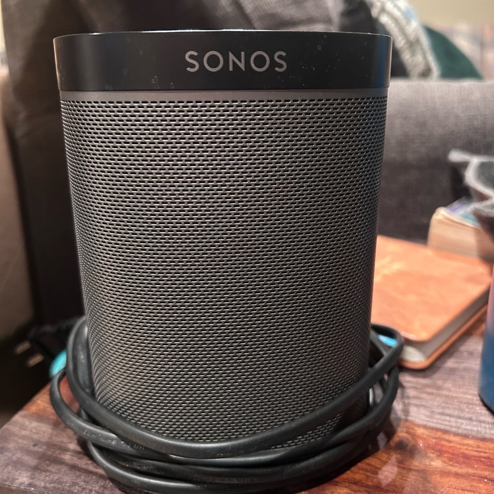 Sonos Black Wireless Speaker never used